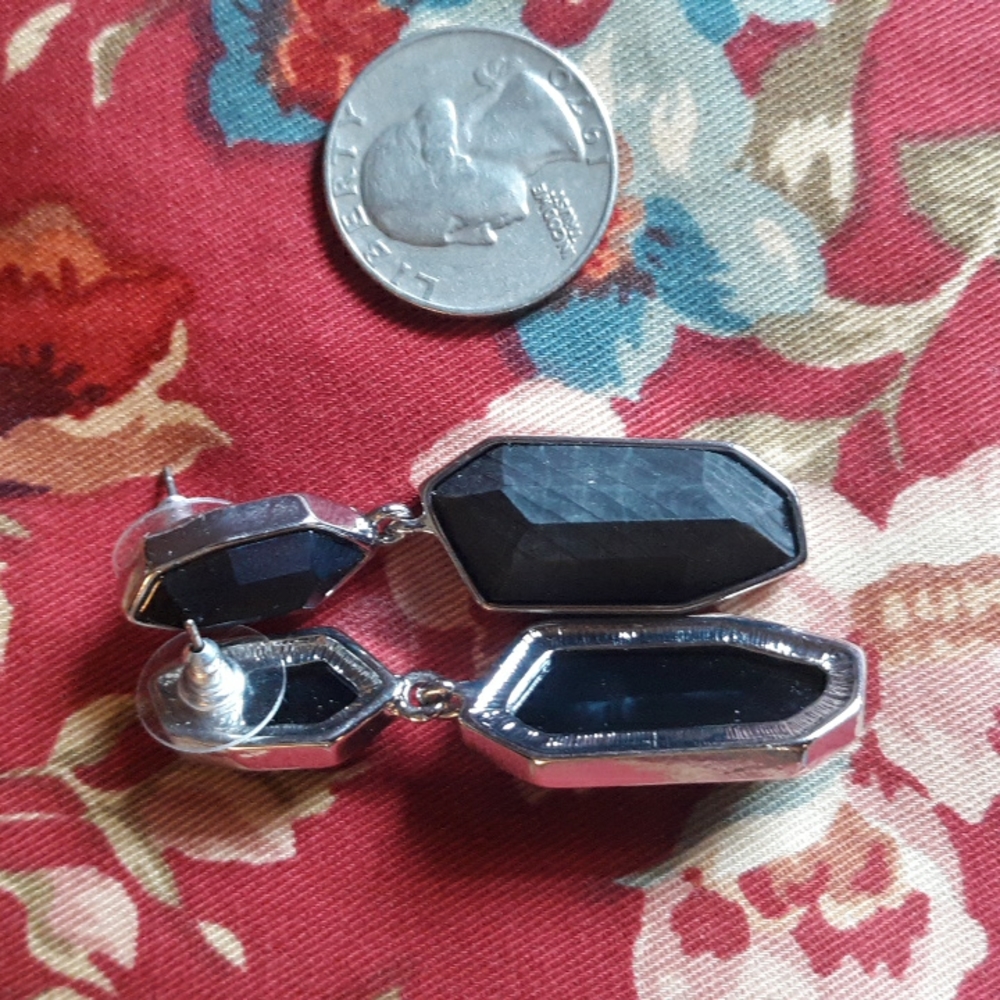 Black Stone Dangling Earrings - image 3